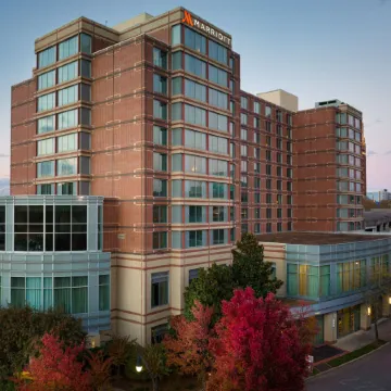 Nashville Marriott at Vanderbilt University Отели рядом с достопримечательностью «The Parthenon»