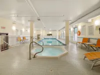 Holiday Inn CONFERENCE CTR EDMONTON SOUTH by IHG - Hot Tub