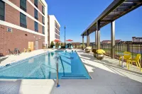 Home2 Suites by Hilton LaGrange - Pools