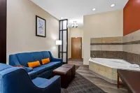 Comfort Suites - Hot Tub