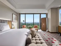 Swissotel Nusantara - parking
