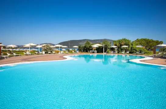 호텔 코르테 로사다, 멜리아 계열