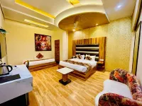 Crestline Sallow Club