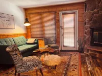 Queen Studio~Resort Amenities~19 Miles to West RMNP