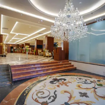 Sunday Red Sea Fountain Alhamra Formerly Vivid Plaza Hotel