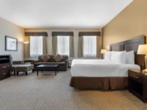 Best Western Plus Baker Street Inn  Convention Centre Hotels in Central Kootenay