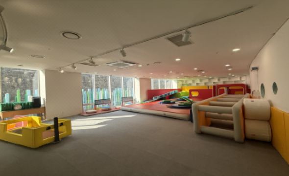 Midas Hotel & Resort