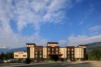 Ramada by Wyndham Revelstoke Hotels in Revelstoke