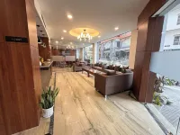 DEWALING by Laughing Lama Hotels