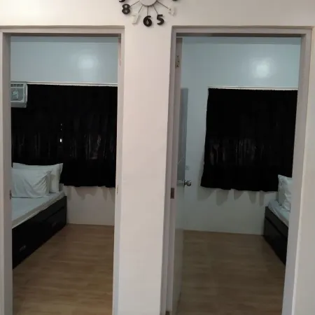 3 x 2BR each good for 12pax 3km to beach