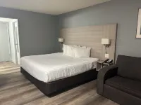 Ramada by Wyndham Medicine Hat - parking