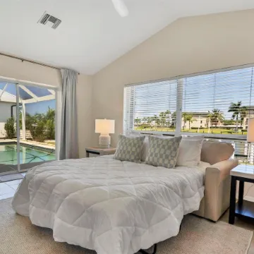 Punta Gorda Isles 3 Bedroom Pool+Hot Tub Home 2 Home