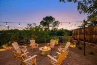 Uptown Sedona Luxury • 3 King Suites • Views • Hot Tub&Fire Pit • Walk to Dining