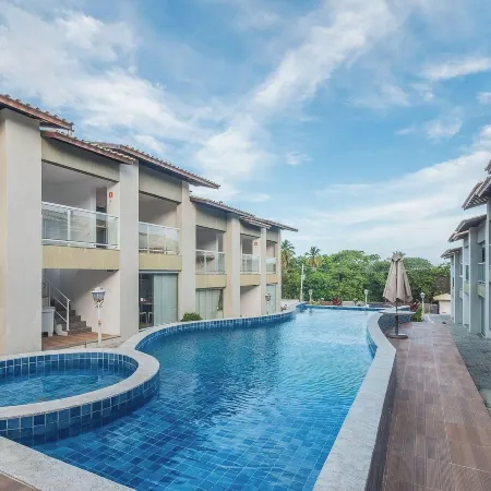 Condominium w/ Pool, 900 m fr/ the Beach, Imbassai Top Flats - Itfs