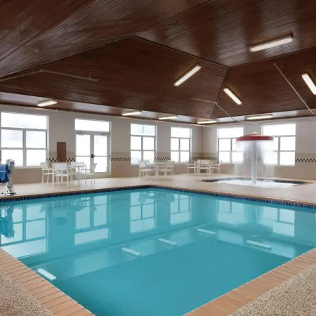 Country Inn & Suites by Radisson, Houghton, MI
