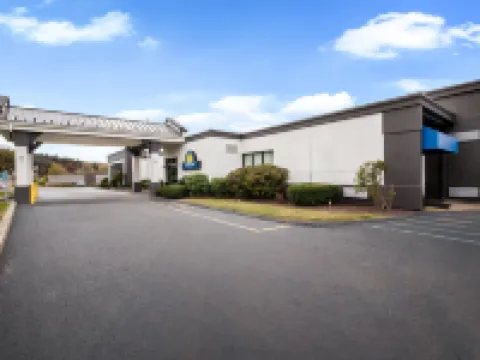 Days Inn by Wyndham Liberty Hotels in Sullivan County
