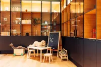 harry's home Villach Hotel & Apartments - parking