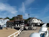 Broadstairs House Boutique B&B by the Sea Hotels in Broadstairs