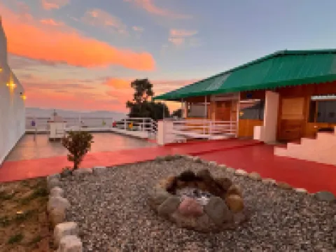 Wanderlust Mukteshwar Hotels in Mukteshwar