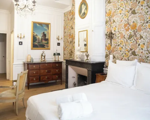 Maison La Louise Hotels in Meuse