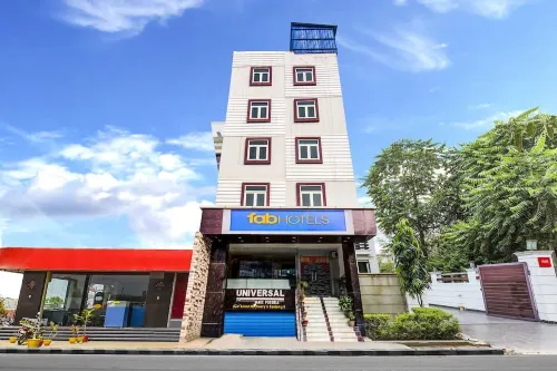 FabHotel Grand Sheela - ที่มีที่จอดรถ