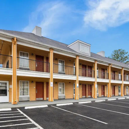Quality Inn Decatur River City