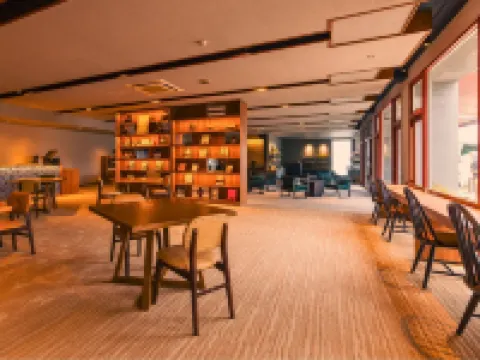 Oki Plaza Hotel