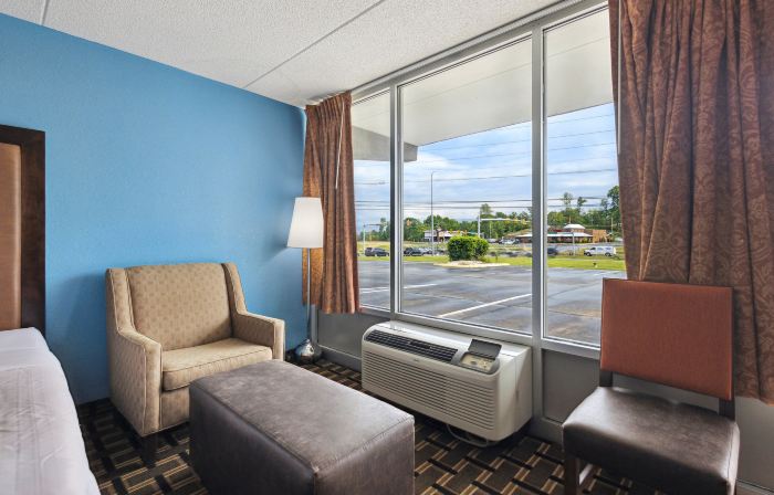 Relax Inn by OYO Greeneville Near Hwy US-321