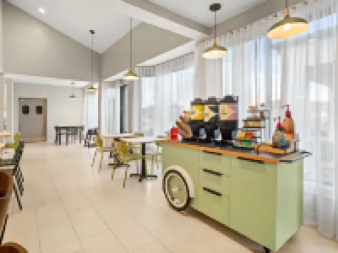 Spark by Hilton Bettendorf Quad Cities Hotels in Bettendorf