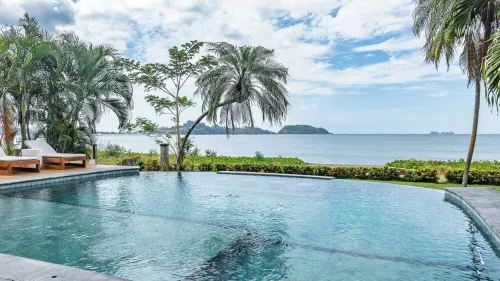 Oceanfront Oasis - 9BR Infinity Pool Villa