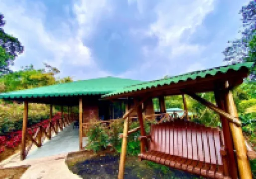 Descubre tu Regalo فنادق في 