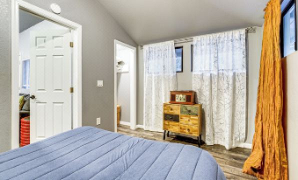 Russian River Retreat! Woodsy Guerneville Bungalow