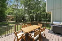 A Family Woodland Retreat