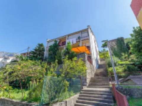 Apartments Natasa Hotels in Podgora