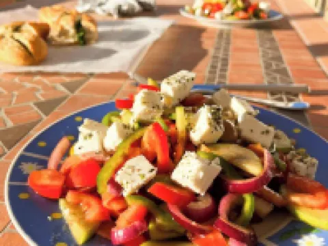 Andalusian detached villa with pool, sea & mountain views, and stunning sunsets Hoteles en Cómpeta