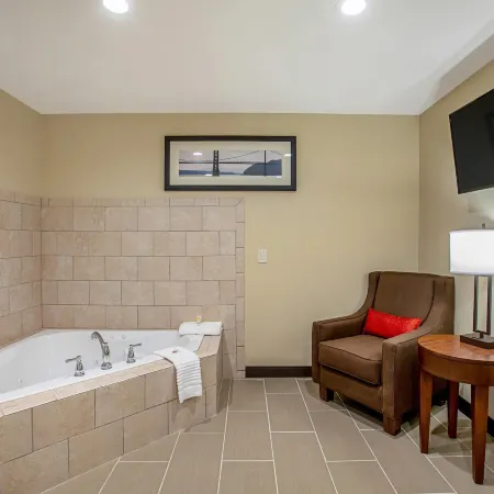 Comfort Suites Fishkill Near Interstate 84