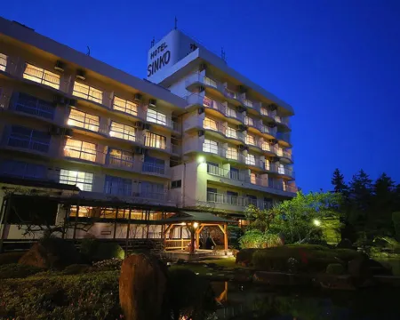 โรงแรม Ooedo Onsen Monogatari Shinko โรงแรมในฟุเอะฟุกิ