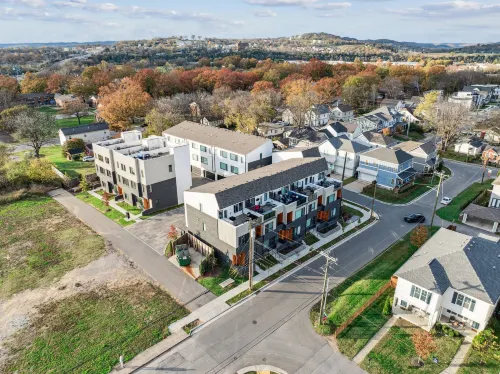 Private Home w Rooftop Game Room Near Downtown - Bungalows