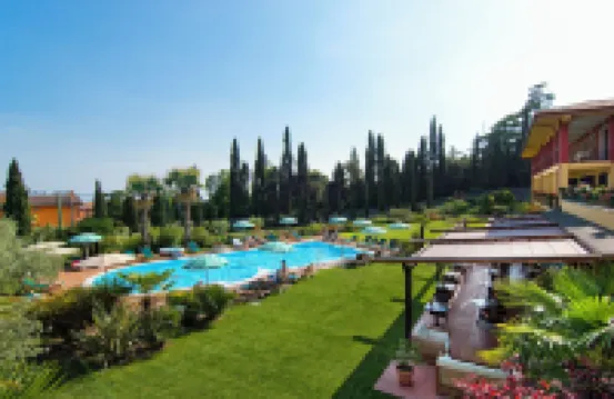 Villa Madrina Lovely and Dynamic Hotel