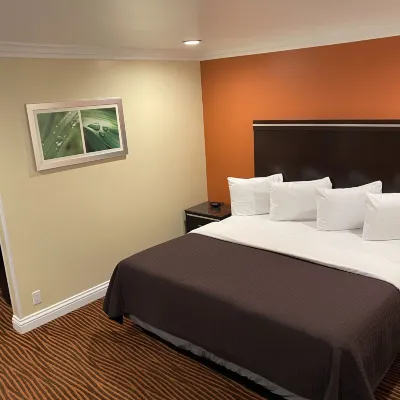 Convention Center Inn & Suites Các khách sạn gần Trung tâm SAP