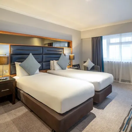 Felbridge Gatwick Hotel & Spa Отели в г. Ист-Гринстед
