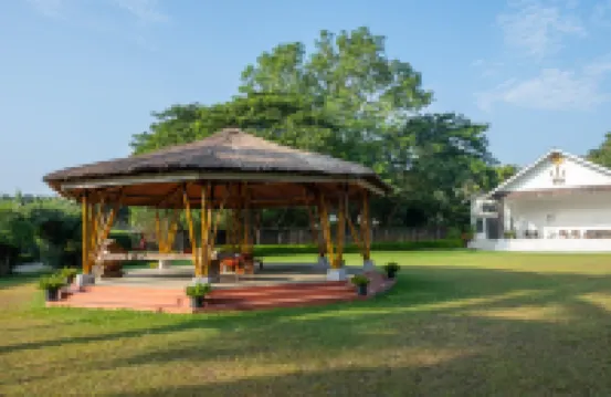 Zone Niathu Dimapur by the Park فنادق في 