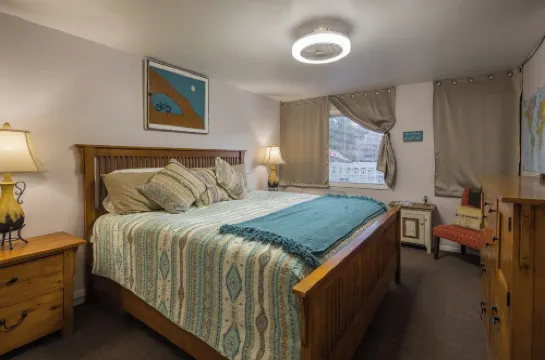 阿帕契汽車旅館