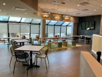 Spark by Hilton Montreal Brossard Hotels in Brossard