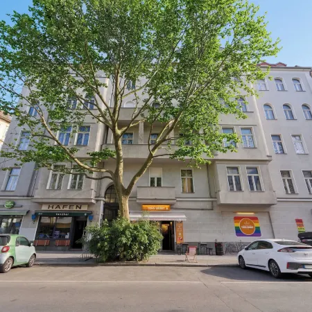 Motz19 Studios Berlin- Schöneberg Kitchenette & Digital Access Отели рядом с достопримечательностью «Культурный центр «Адмиралспаласт»»