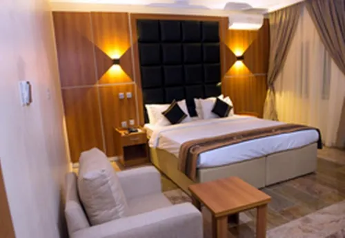 Cubana Suites - Guest Room