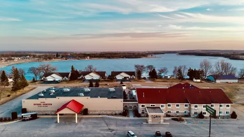 American Inn & Suites