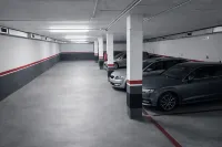 Apartamentos Neptuno - parking