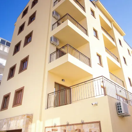 Arvala Apartments