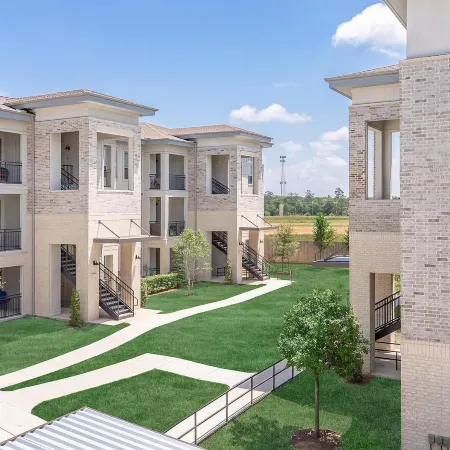 Landing Apartments Conroe Near Panorama Village